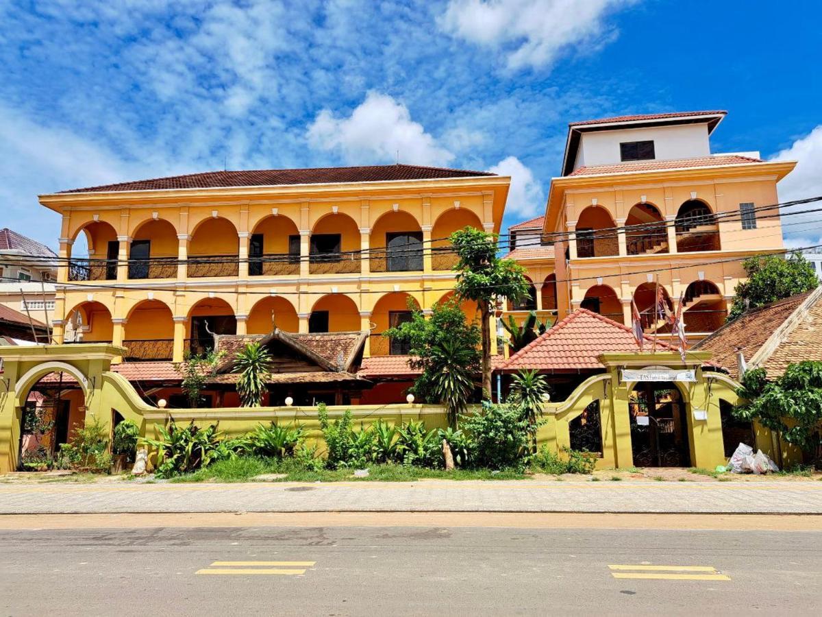 Den Hotel Totonou Sziemreap Kültér fotó