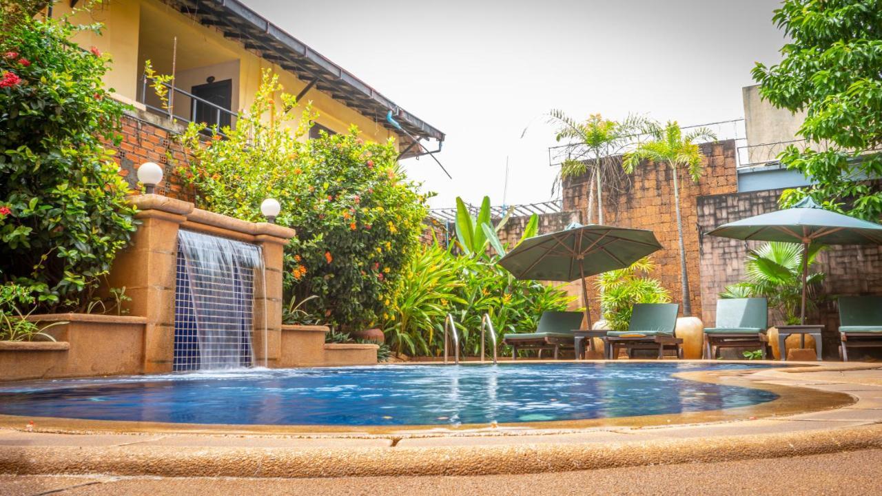 Den Hotel Totonou Sziemreap Kültér fotó