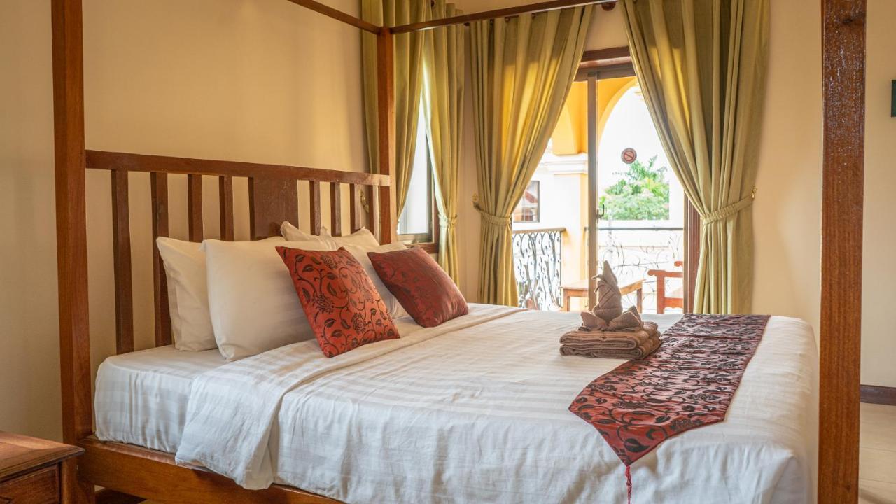 Den Hotel Totonou Sziemreap Kültér fotó