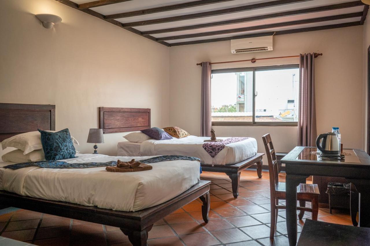 Den Hotel Totonou Sziemreap Kültér fotó
